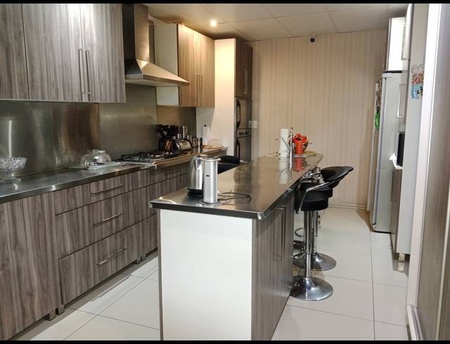 4 BEDROOM HOUSE FOR SALE IN BELFORT ESTATE